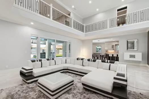 Detail Gallery Image 6 of 45 For 7160 W Dovewood Ln, Fresno,  CA 93723 - 7 Beds | 5/1 Baths