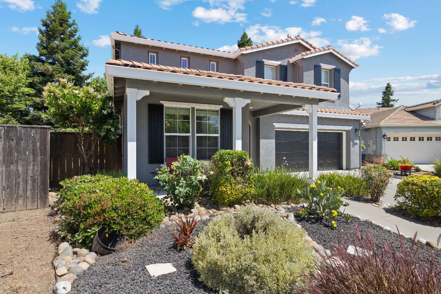 Detail Gallery Image 2 of 33 For 2316 Mendocino Dr, Oakdale,  CA 95361 - 4 Beds | 2/1 Baths
