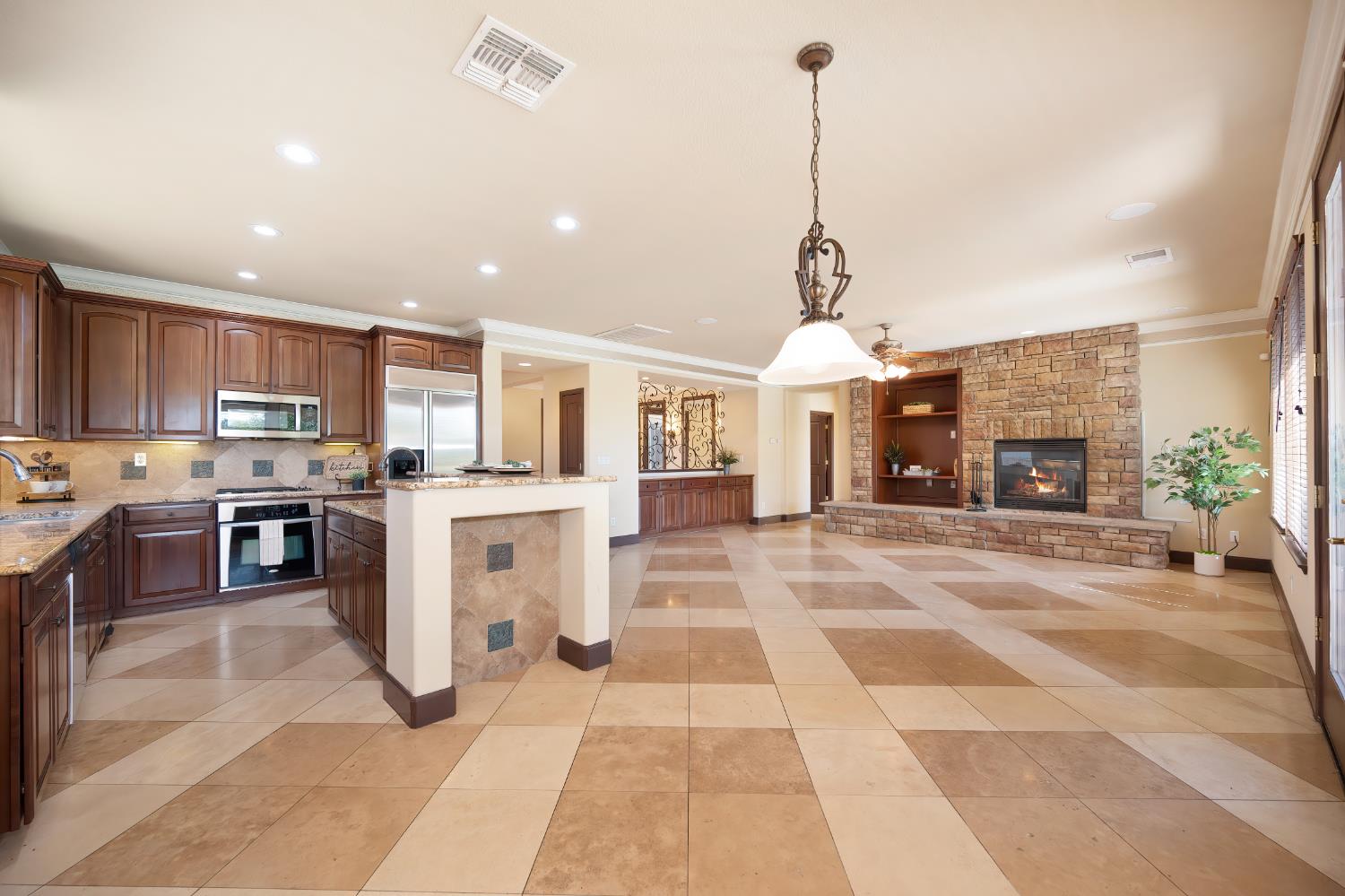 Detail Gallery Image 39 of 88 For 620 Castle Oaks Dr, Ione,  CA 95640 - 4 Beds | 2/1 Baths