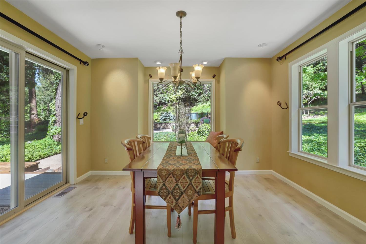 Detail Gallery Image 15 of 88 For 12756 Lonesome Dove Trl, Nevada City,  CA 95959 - 3 Beds | 2 Baths