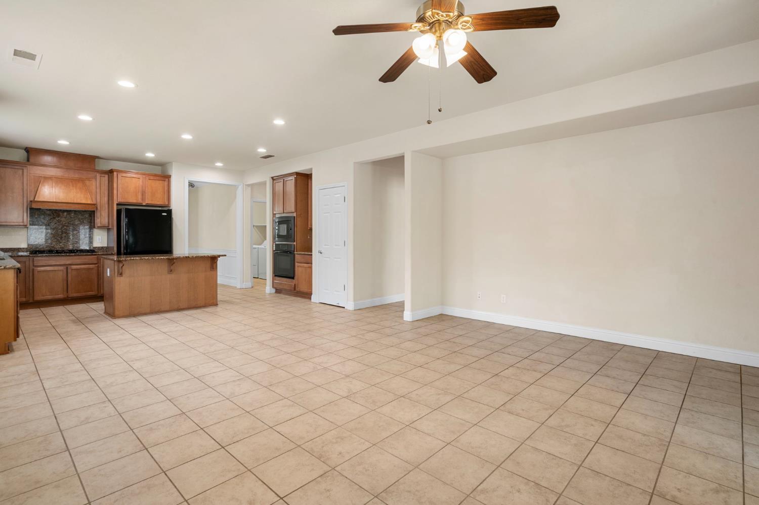 Detail Gallery Image 20 of 59 For 1587 Maple Valley St, Manteca,  CA 95336 - 2 Beds | 2 Baths