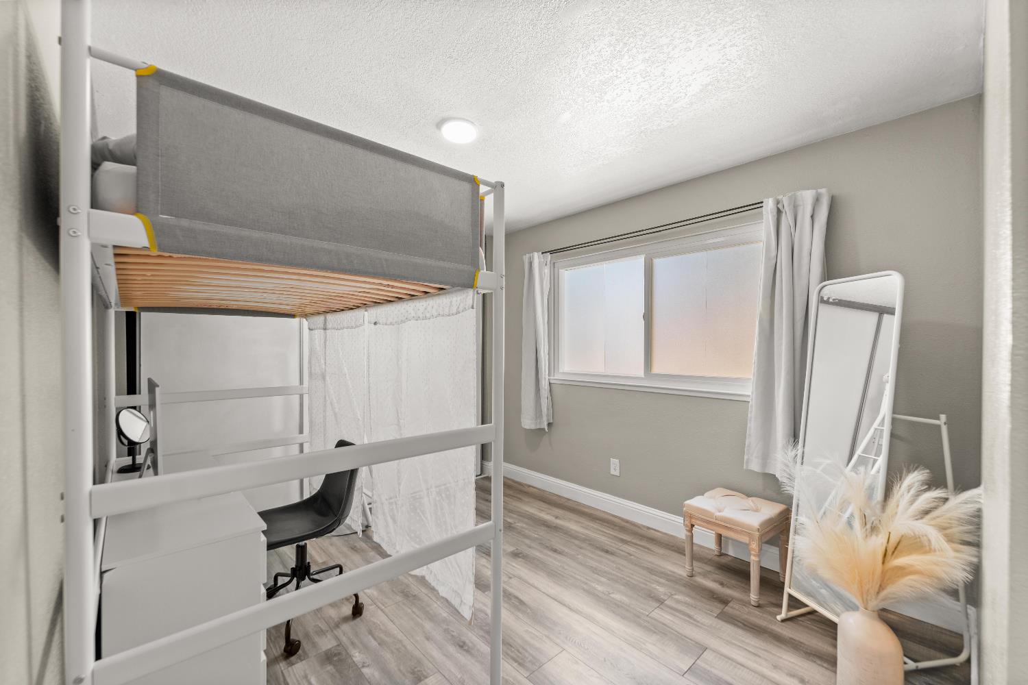 Detail Gallery Image 26 of 66 For 2915 Baronet Way, Sacramento,  CA 95833 - 4 Beds | 2 Baths