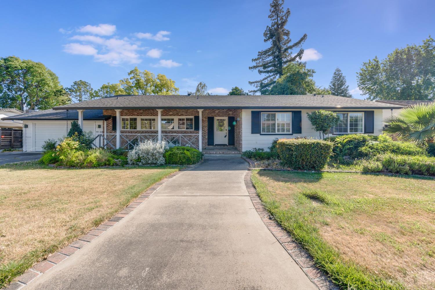Detail Gallery Image 1 of 43 For 4138 Yacht Harbor Dr, Stockton,  CA 95204 - 3 Beds | 2 Baths