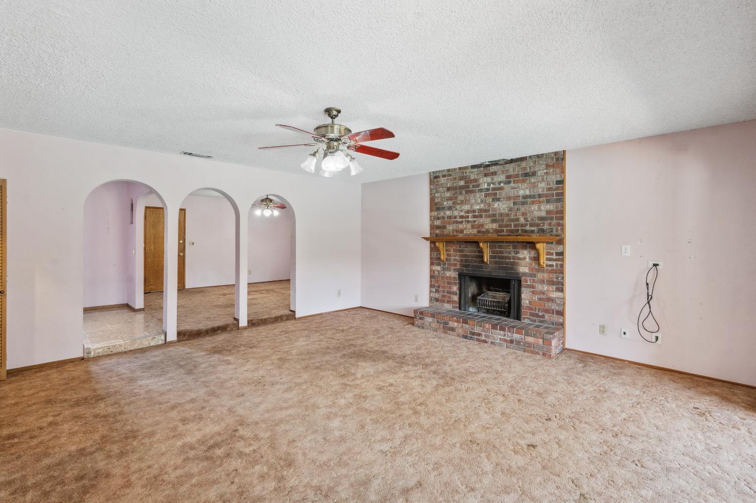 Detail Gallery Image 23 of 91 For 8518 Rolling Green Way, Fair Oaks,  CA 95628 - 4 Beds | 2/2 Baths