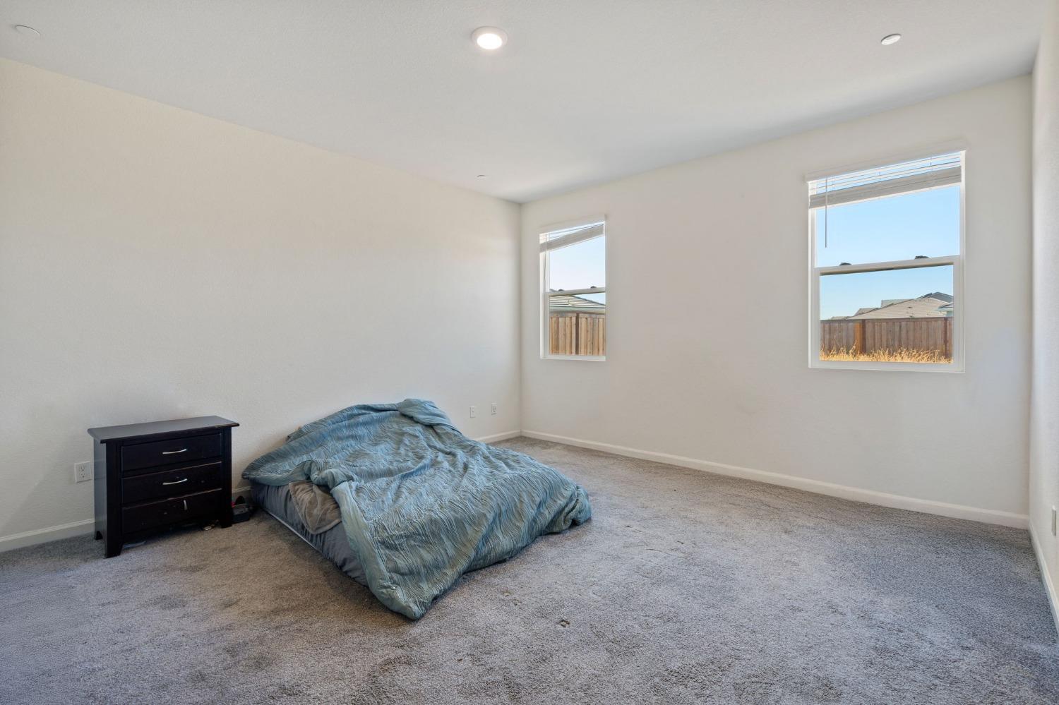 Detail Gallery Image 13 of 26 For 1822 Chelsea Ct, Plumas Lake,  CA 95961 - 3 Beds | 2 Baths