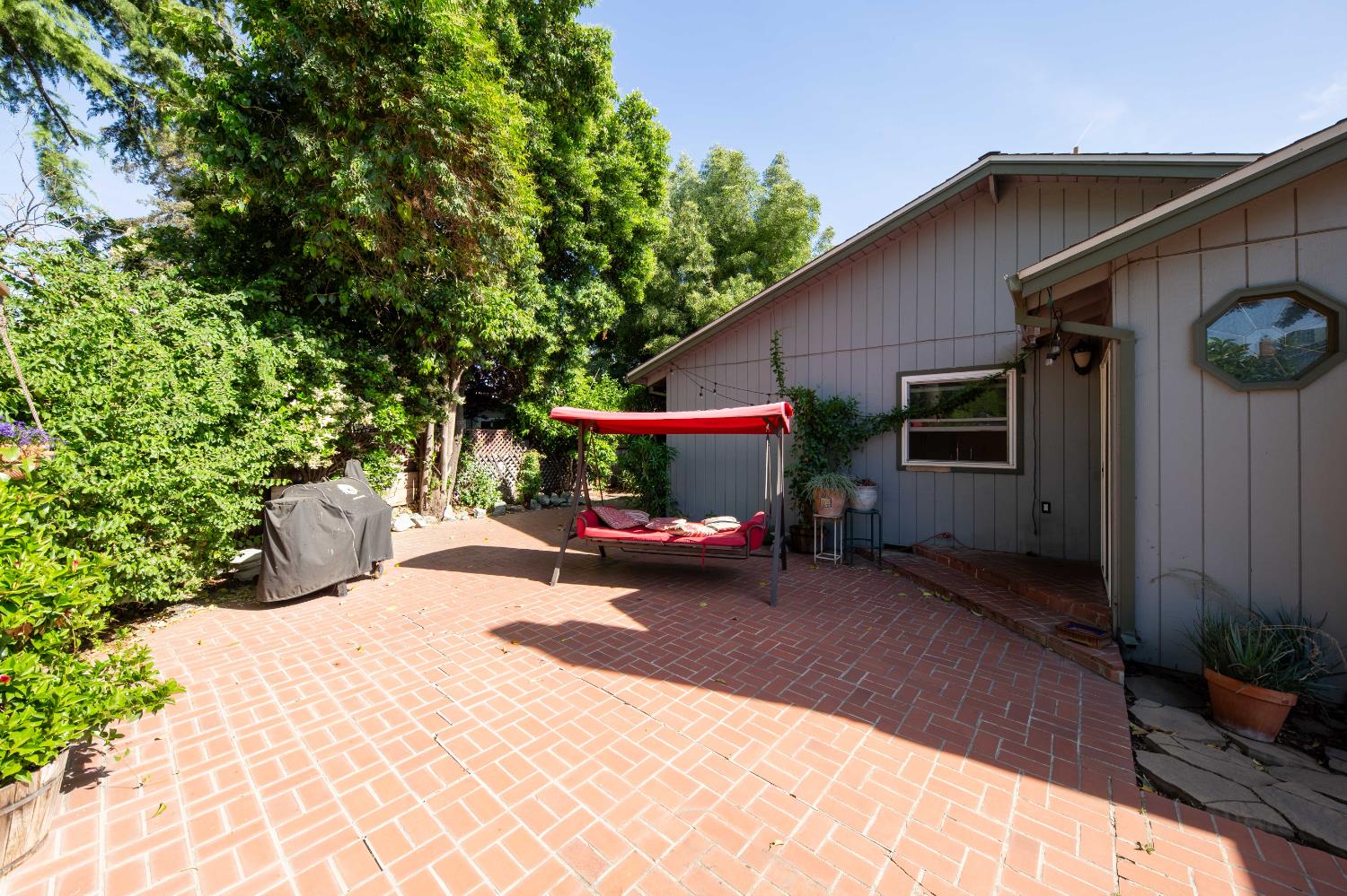 Detail Gallery Image 42 of 56 For 9412 Bonanza Dr, Stockton,  CA 95209 - 3 Beds | 2/1 Baths
