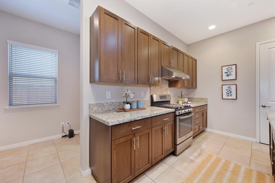 Detail Gallery Image 22 of 53 For 5416 Cannes Ct, Fair Oaks,  CA 95628 - 3 Beds | 2/1 Baths