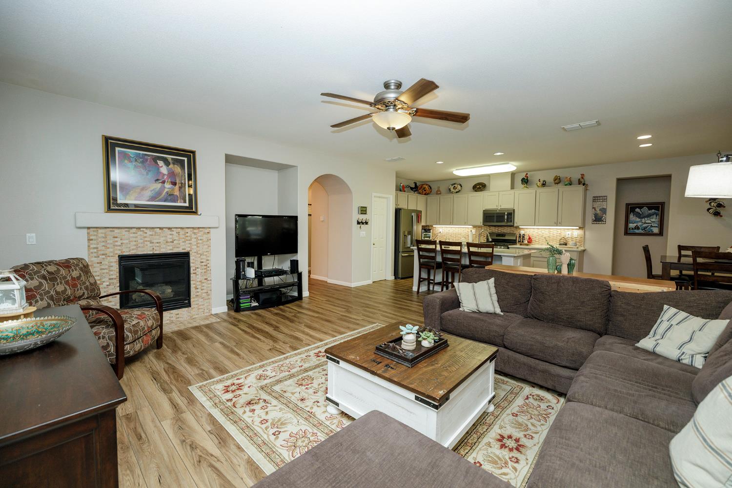 Detail Gallery Image 22 of 67 For 4157 Enclave Dr, Turlock,  CA 95382 - 4 Beds | 3 Baths