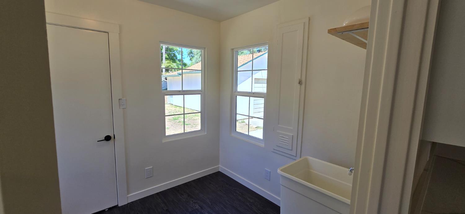 Detail Gallery Image 23 of 59 For 3129 Judah St, Sacramento,  CA 95815 - 2 Beds | 2 Baths