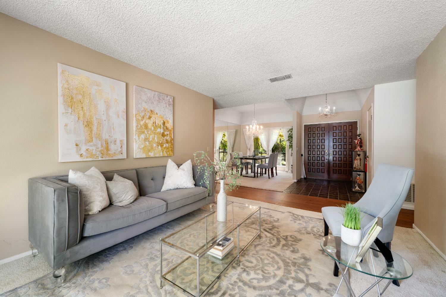 Detail Gallery Image 9 of 52 For 7831 Juarez Way, Fair Oaks,  CA 95628 - 3 Beds | 2/1 Baths