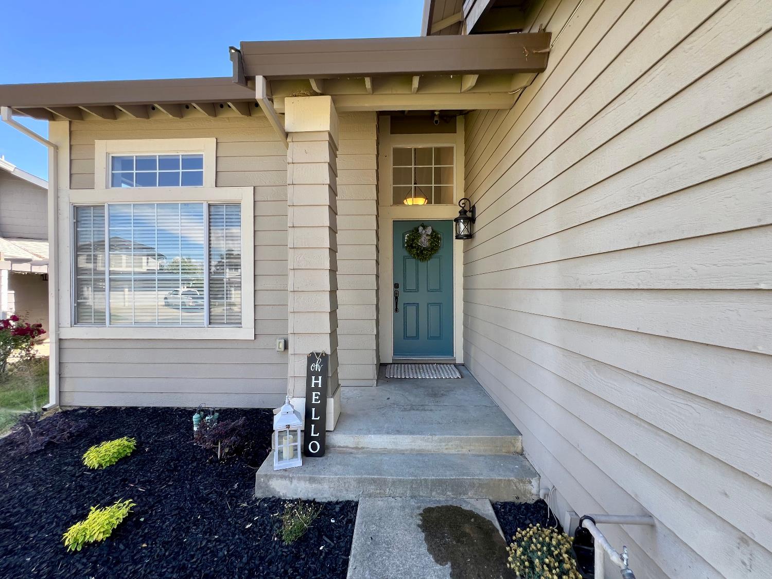 Detail Gallery Image 6 of 48 For 3842 Hunters Glen Pl, Antelope,  CA 95843 - 4 Beds | 3 Baths
