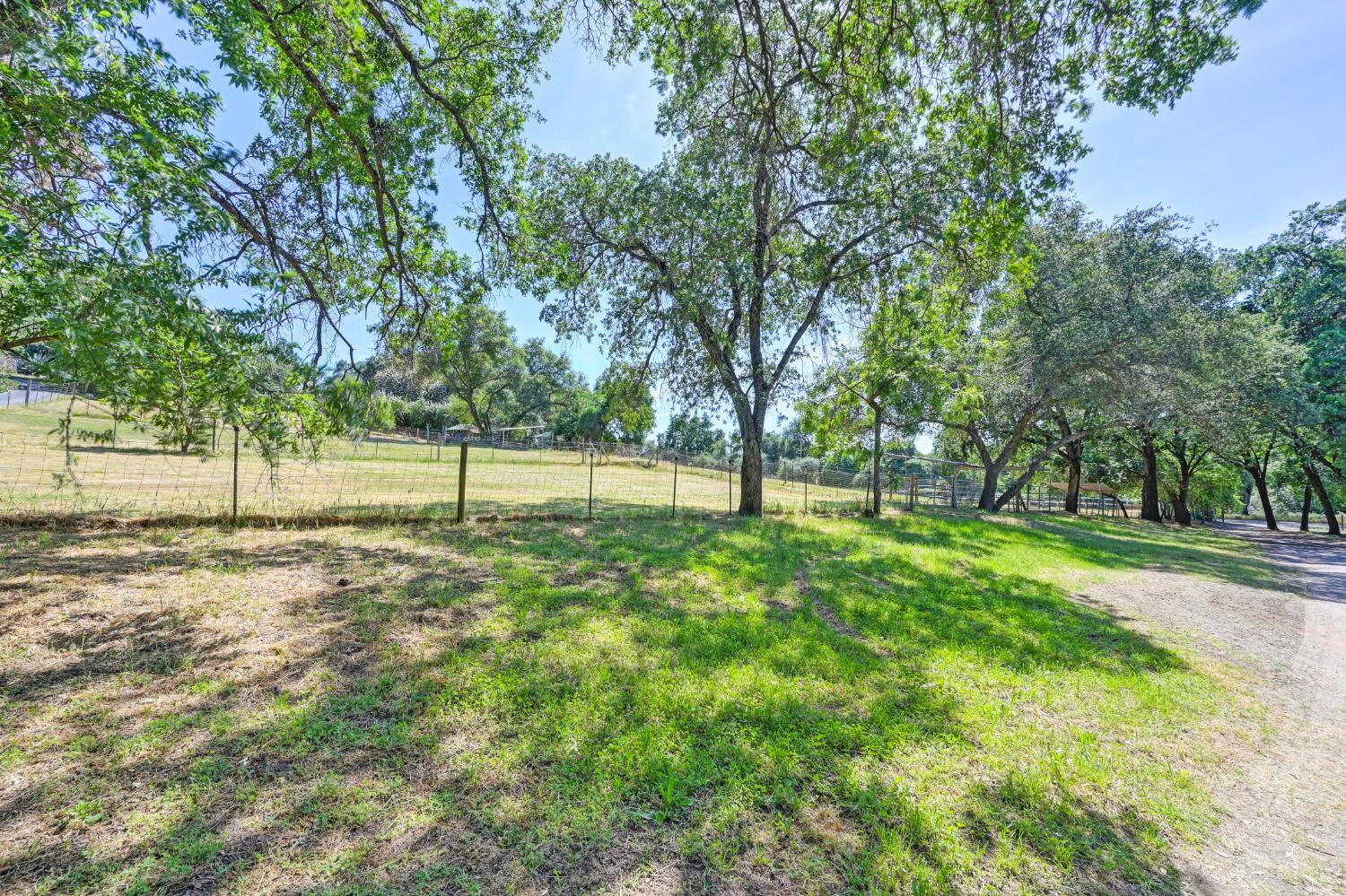 Detail Gallery Image 75 of 97 For 4141 Prospector Rd, Loomis,  CA 95650 - 4 Beds | 2 Baths