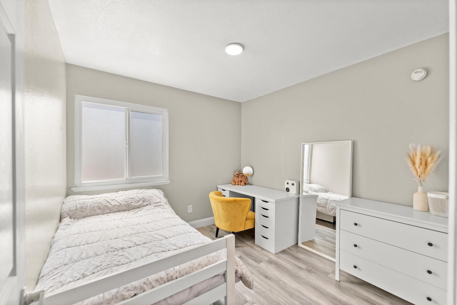Detail Gallery Image 24 of 66 For 2915 Baronet Way, Sacramento,  CA 95833 - 4 Beds | 2 Baths