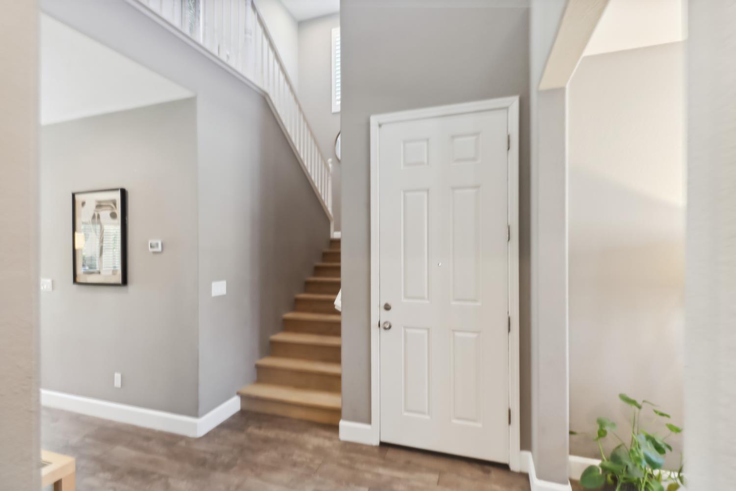 Detail Gallery Image 32 of 69 For 5604 Saratoga Cir, Rocklin,  CA 95765 - 4 Beds | 3/1 Baths