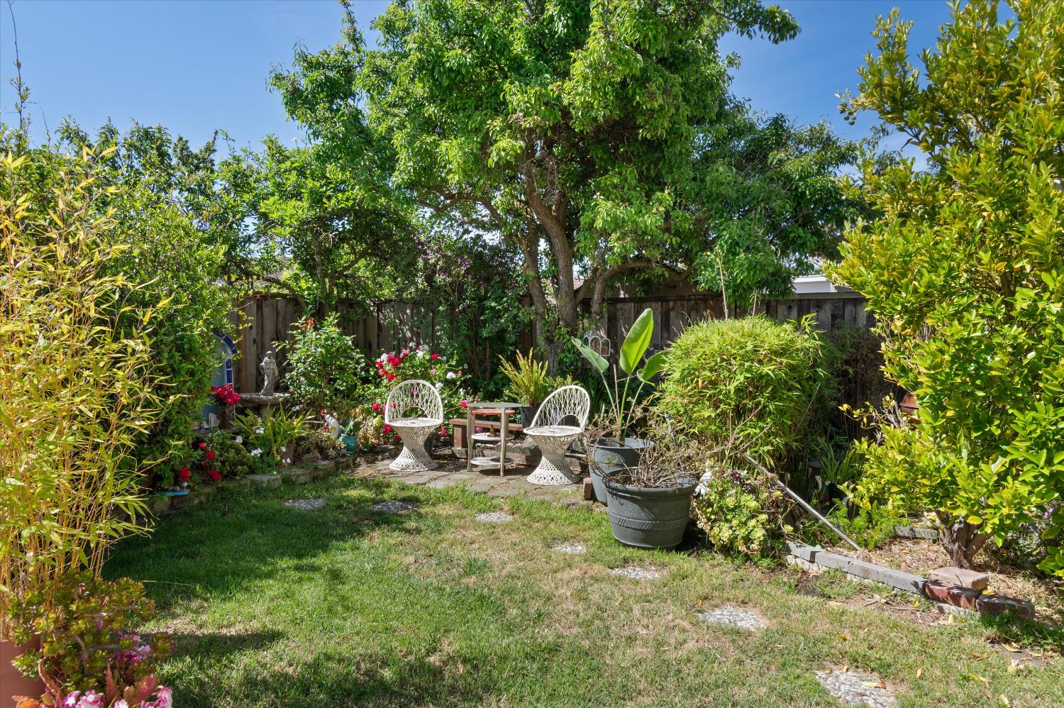 Detail Gallery Image 23 of 32 For 4852 Nadine Ct, Union City,  CA 94587 - 3 Beds | 2/1 Baths