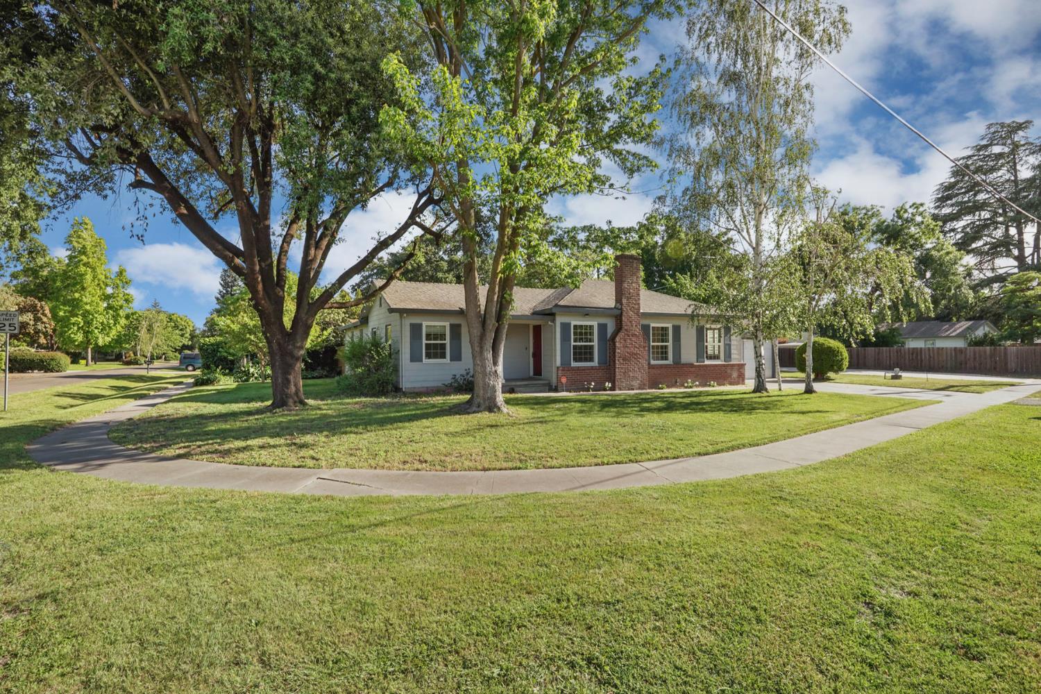 Detail Gallery Image 9 of 47 For 1308 Rivara Rd, Stockton,  CA 95207 - 4 Beds | 2 Baths