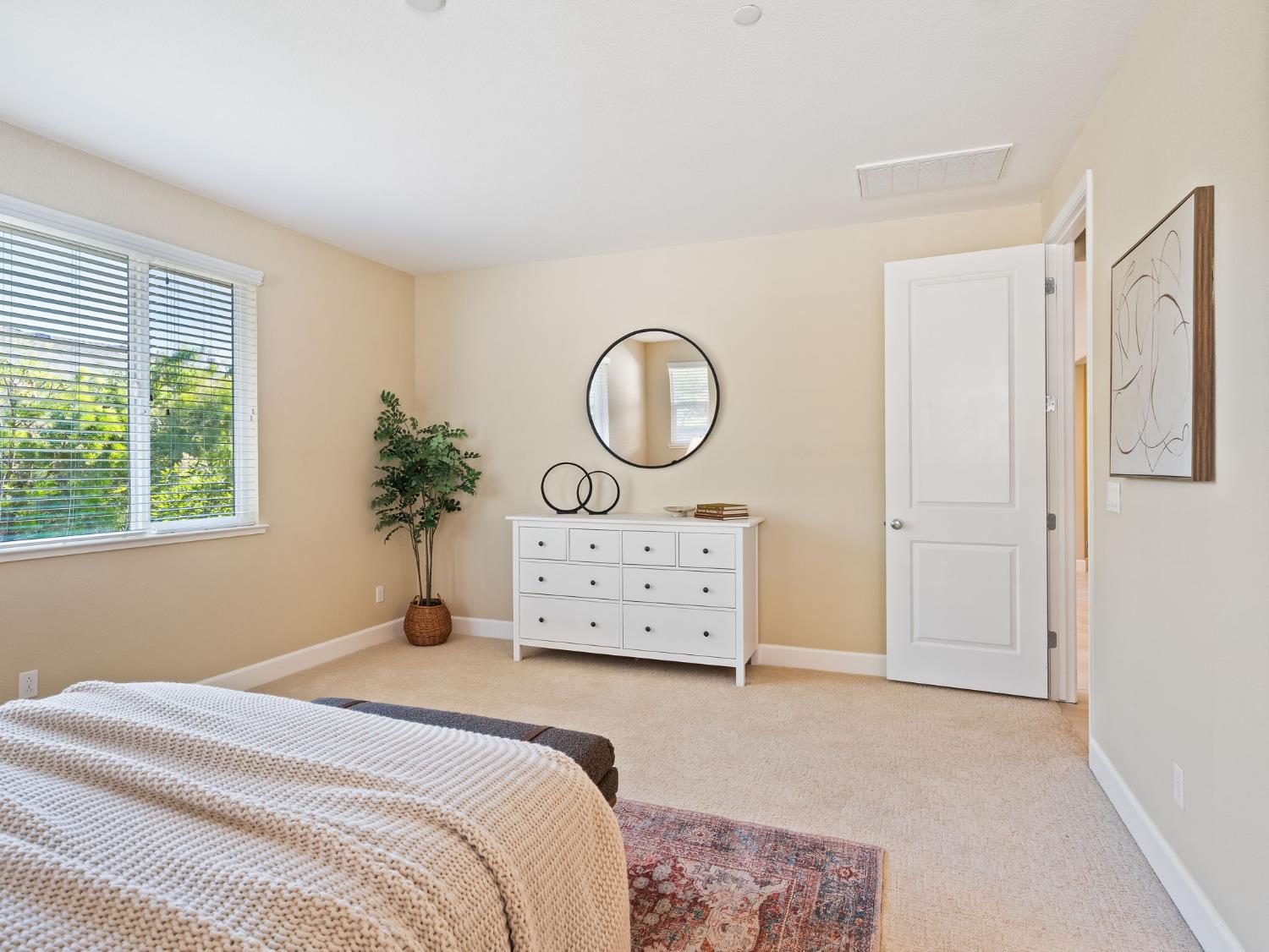 Detail Gallery Image 30 of 41 For 2723 Sweeney Dr, Woodland,  CA 95776 - 4 Beds | 2/1 Baths