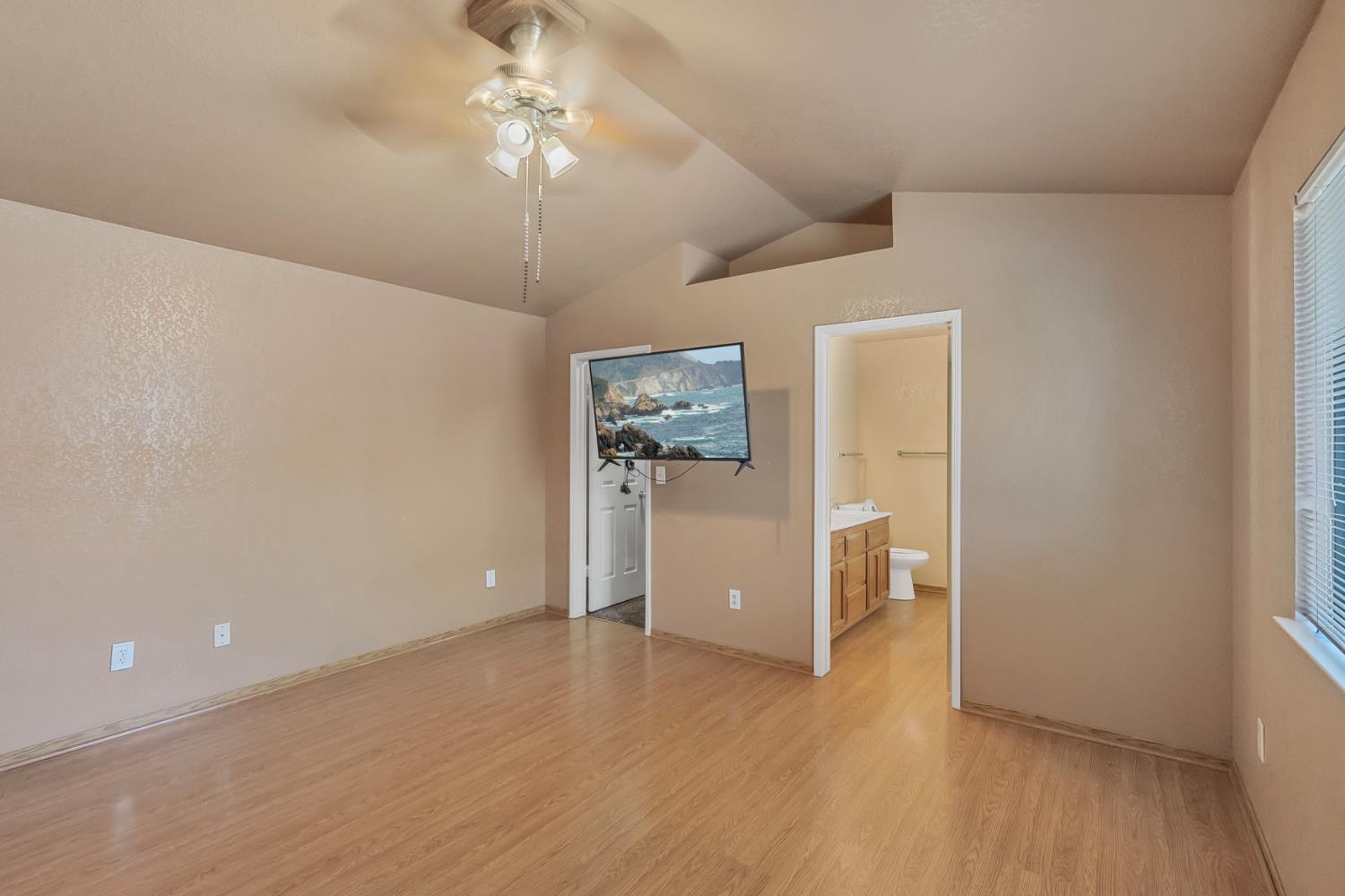 Detail Gallery Image 15 of 23 For 2833 Glasgow Dr, Ceres,  CA 95307 - 3 Beds | 2 Baths