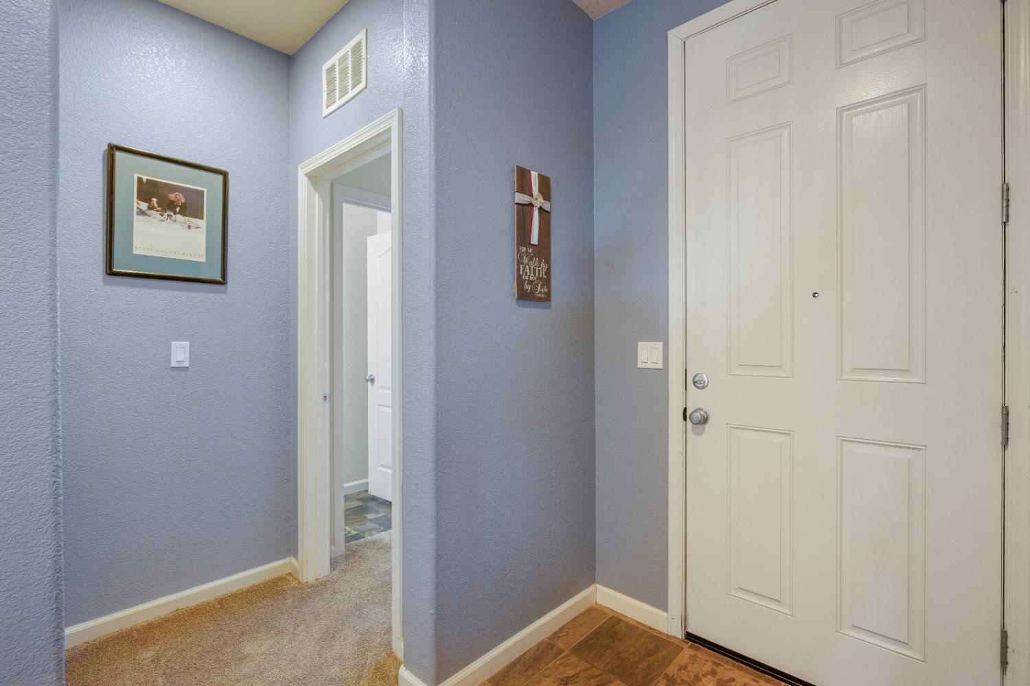 Detail Gallery Image 6 of 41 For 680 Sawtooth Ct, Manteca,  CA 95337 - 4 Beds | 3/1 Baths