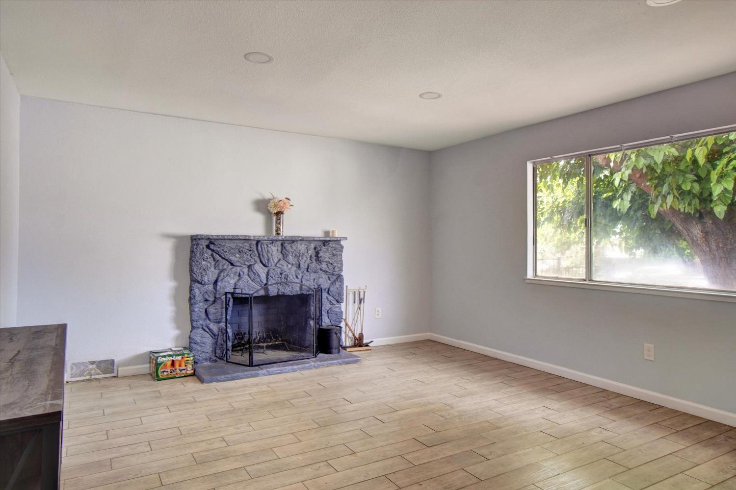 Detail Gallery Image 16 of 31 For 3401 Nut Plains Dr, Sacramento,  CA 95827 - 4 Beds | 2 Baths