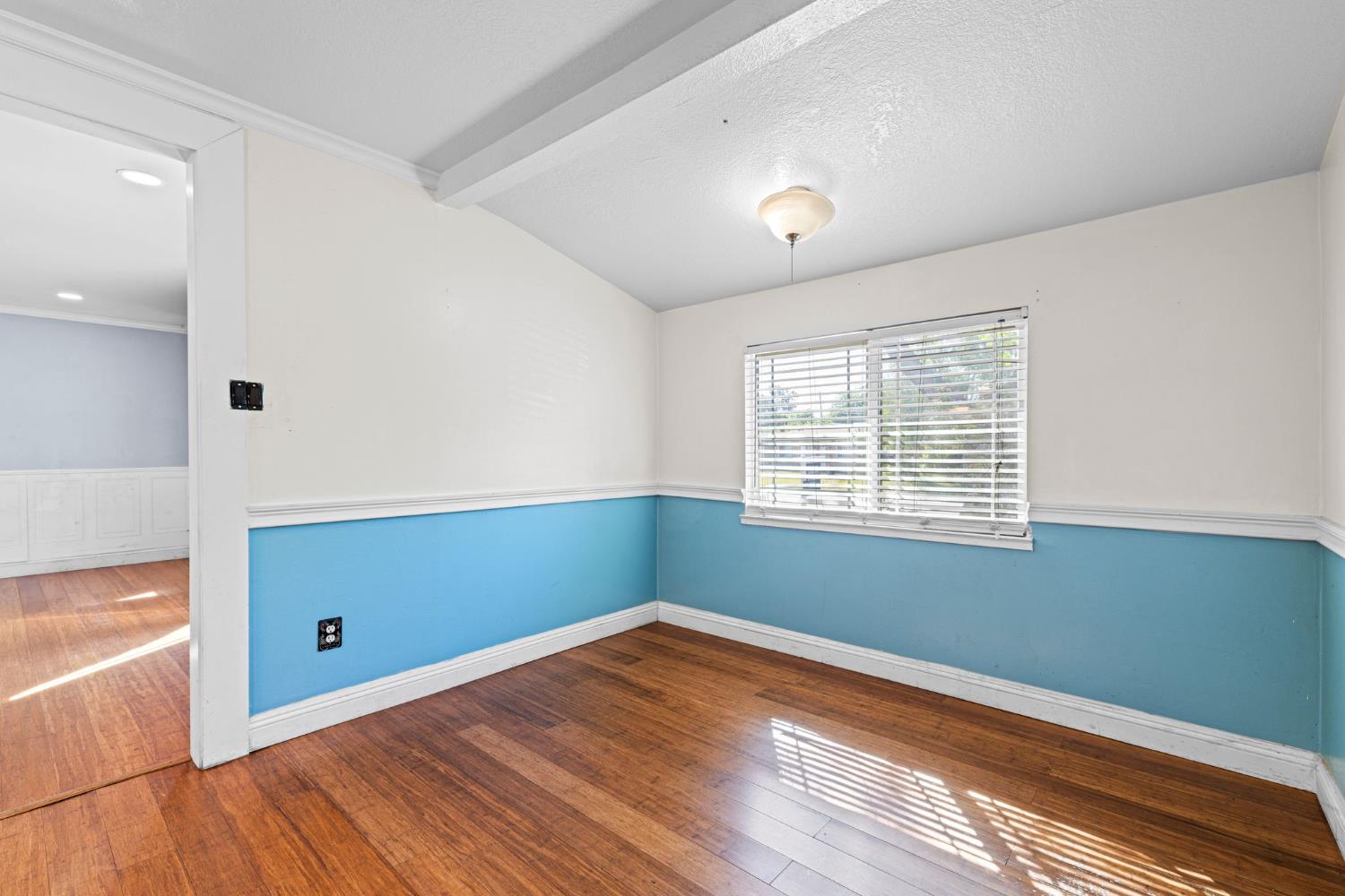 Detail Gallery Image 8 of 28 For 10529 Malaga Way, Rancho Cordova,  CA 95670 - 3 Beds | 2 Baths