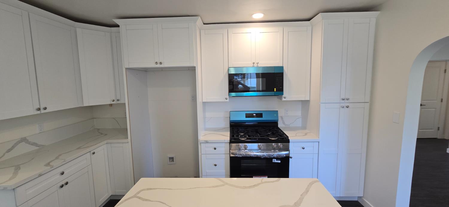 Detail Gallery Image 18 of 59 For 3129 Judah St, Sacramento,  CA 95815 - 2 Beds | 2 Baths