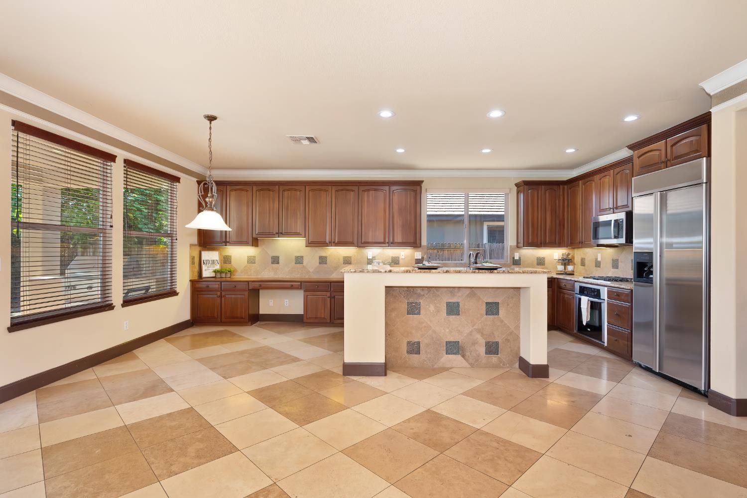 Detail Gallery Image 22 of 88 For 620 Castle Oaks Dr, Ione,  CA 95640 - 4 Beds | 2/1 Baths