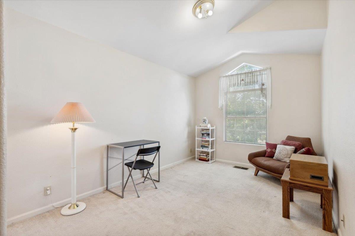Detail Gallery Image 26 of 31 For 4625 Winter Oak Way, Antelope,  CA 95843 - 4 Beds | 2/1 Baths