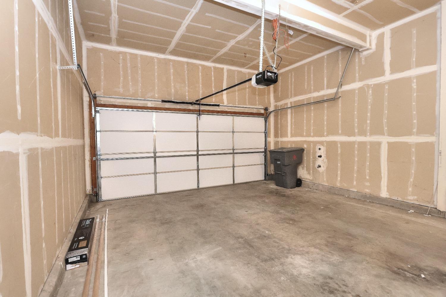 Photo #50: 225063611 Listing: Photo #50