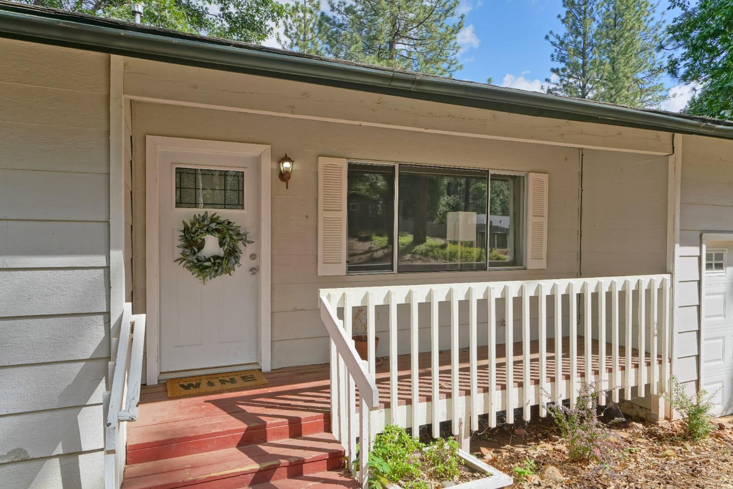 Detail Gallery Image 12 of 34 For 5781 Sly Park Rd, Pollock Pines,  CA 95726 - 2 Beds | 2 Baths
