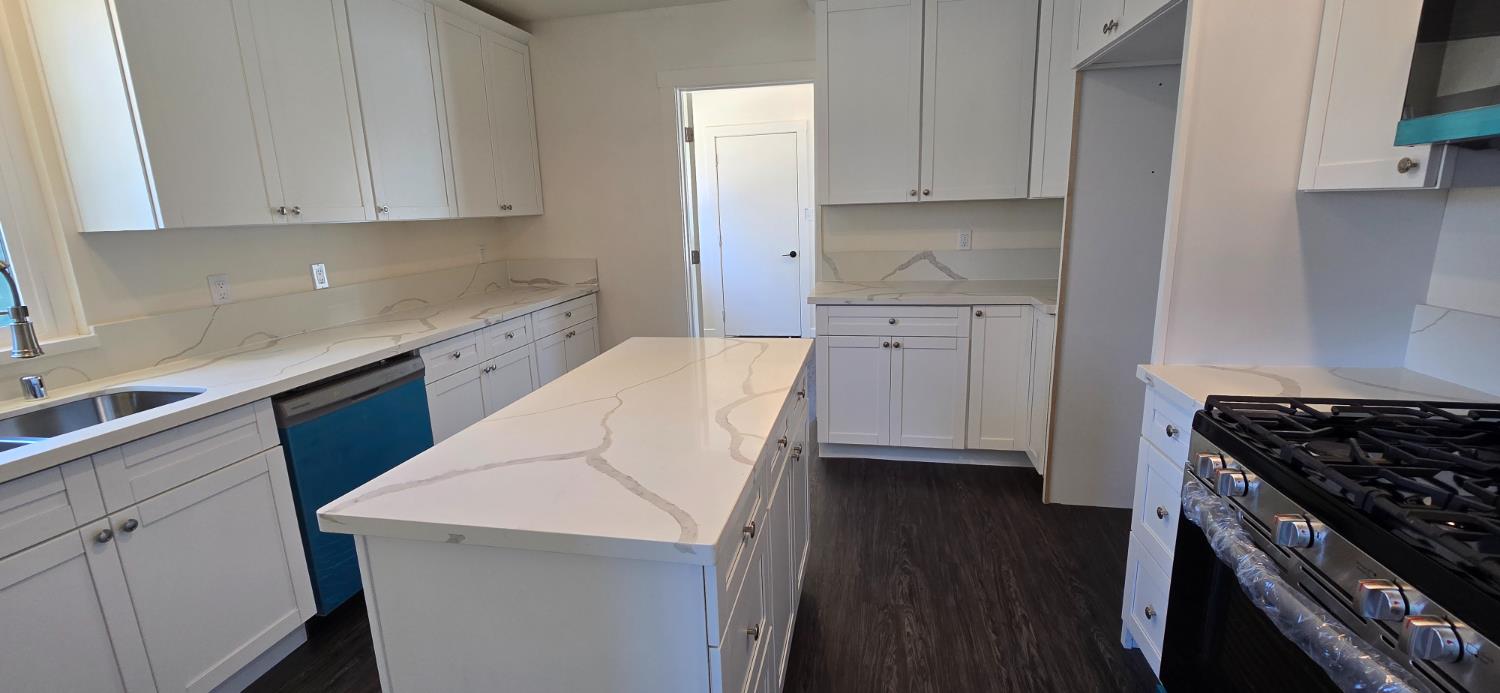 Detail Gallery Image 20 of 59 For 3129 Judah St, Sacramento,  CA 95815 - 2 Beds | 2 Baths