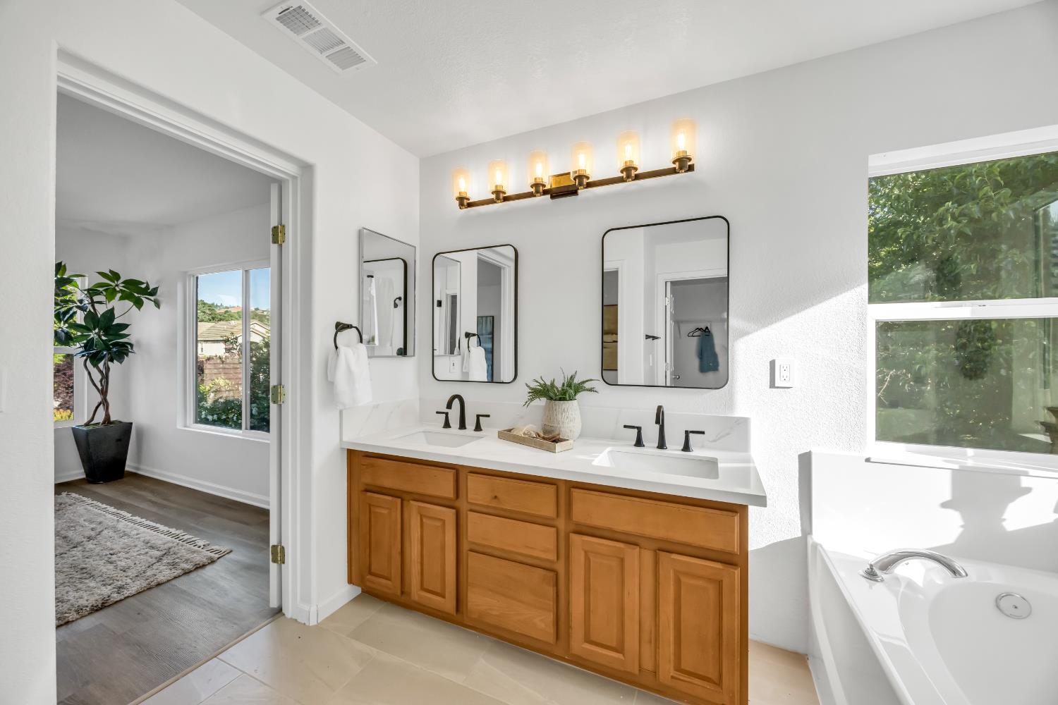 Detail Gallery Image 33 of 58 For 1863 Antares Ct, Folsom,  CA 95630 - 4 Beds | 3 Baths