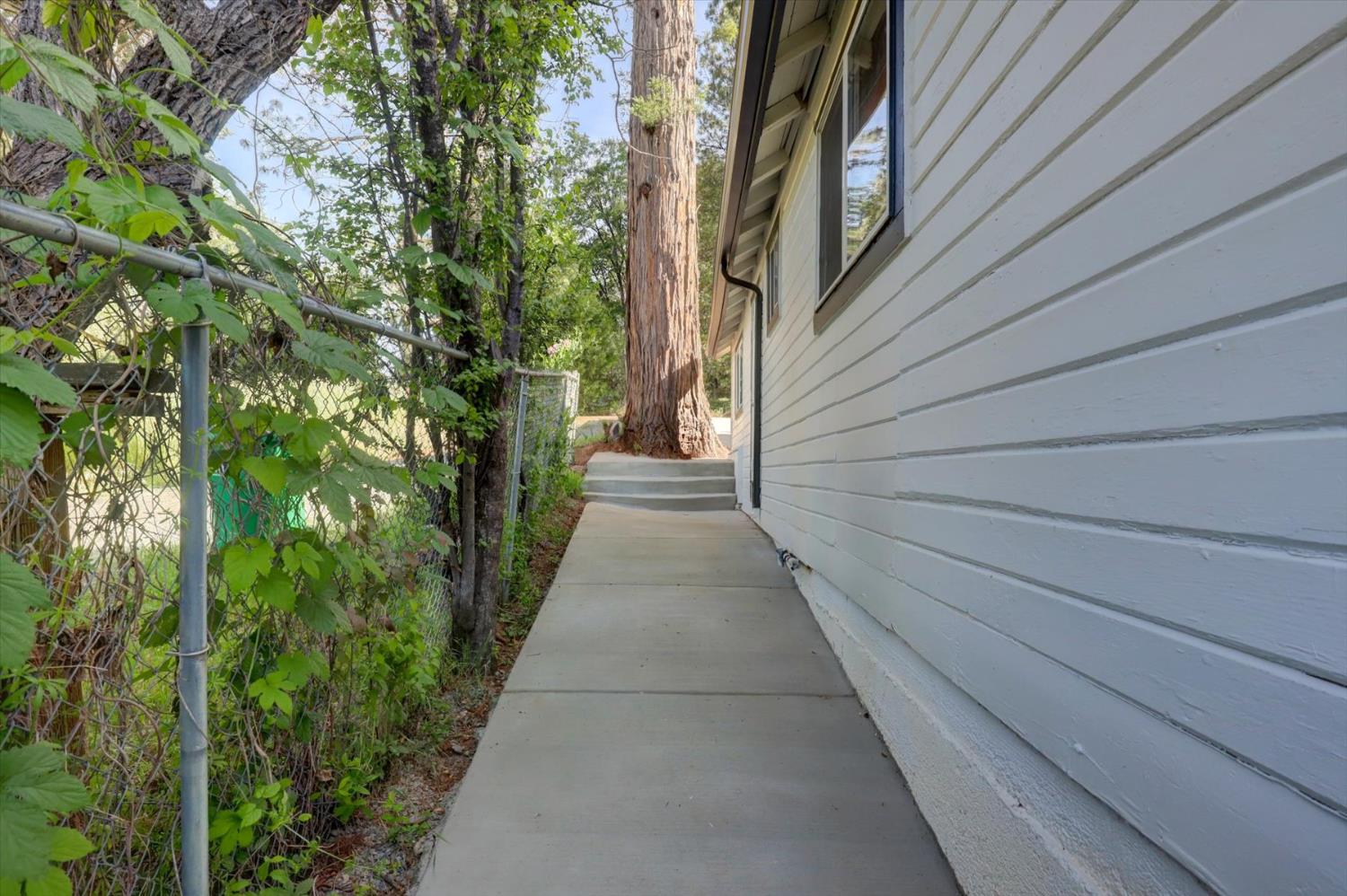 Detail Gallery Image 46 of 62 For 347 E Maryland Dr, Grass Valley,  CA 95945 - 2 Beds | 2 Baths