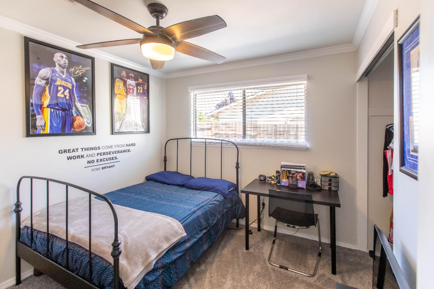 Detail Gallery Image 31 of 44 For 8940 Leatham Ave, Fair Oaks,  CA 95628 - 4 Beds | 2 Baths