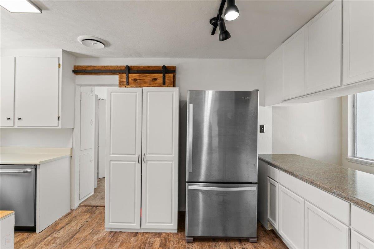 Detail Gallery Image 10 of 47 For 1022 Calder Ct, Modesto,  CA 95350 - 3 Beds | 2 Baths
