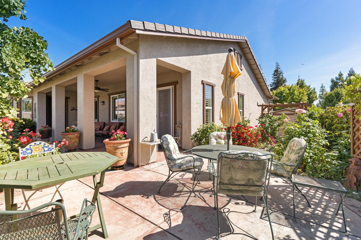Detail Gallery Image 38 of 48 For 2351 River Berry Dr, Manteca,  CA 95336 - 2 Beds | 2 Baths