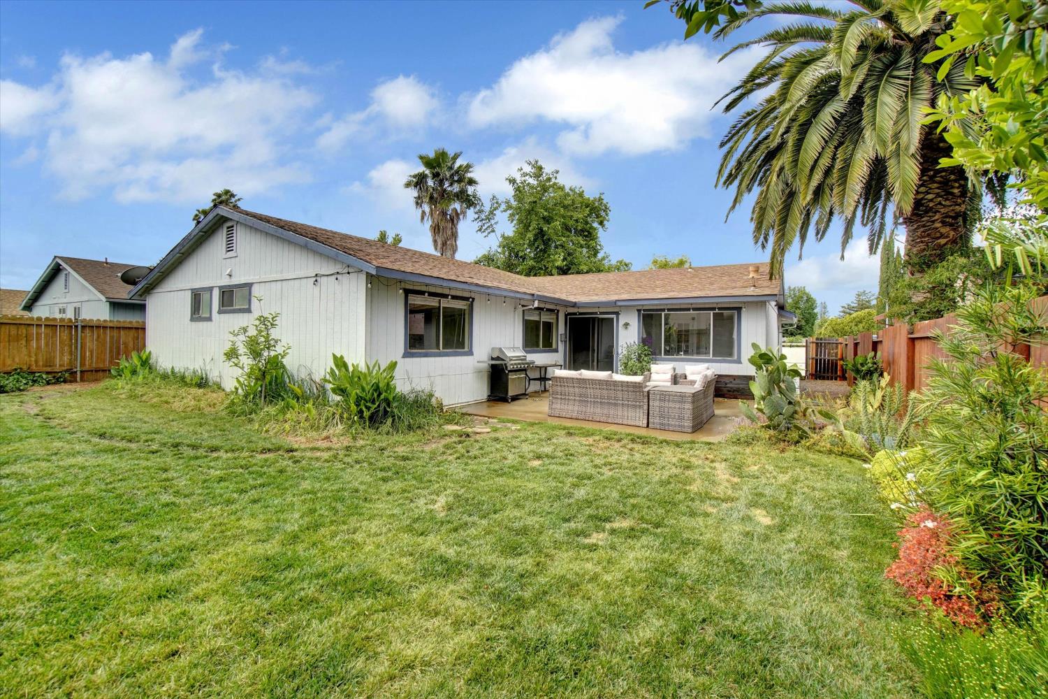 Detail Gallery Image 30 of 31 For 3401 Nut Plains Dr, Sacramento,  CA 95827 - 4 Beds | 2 Baths