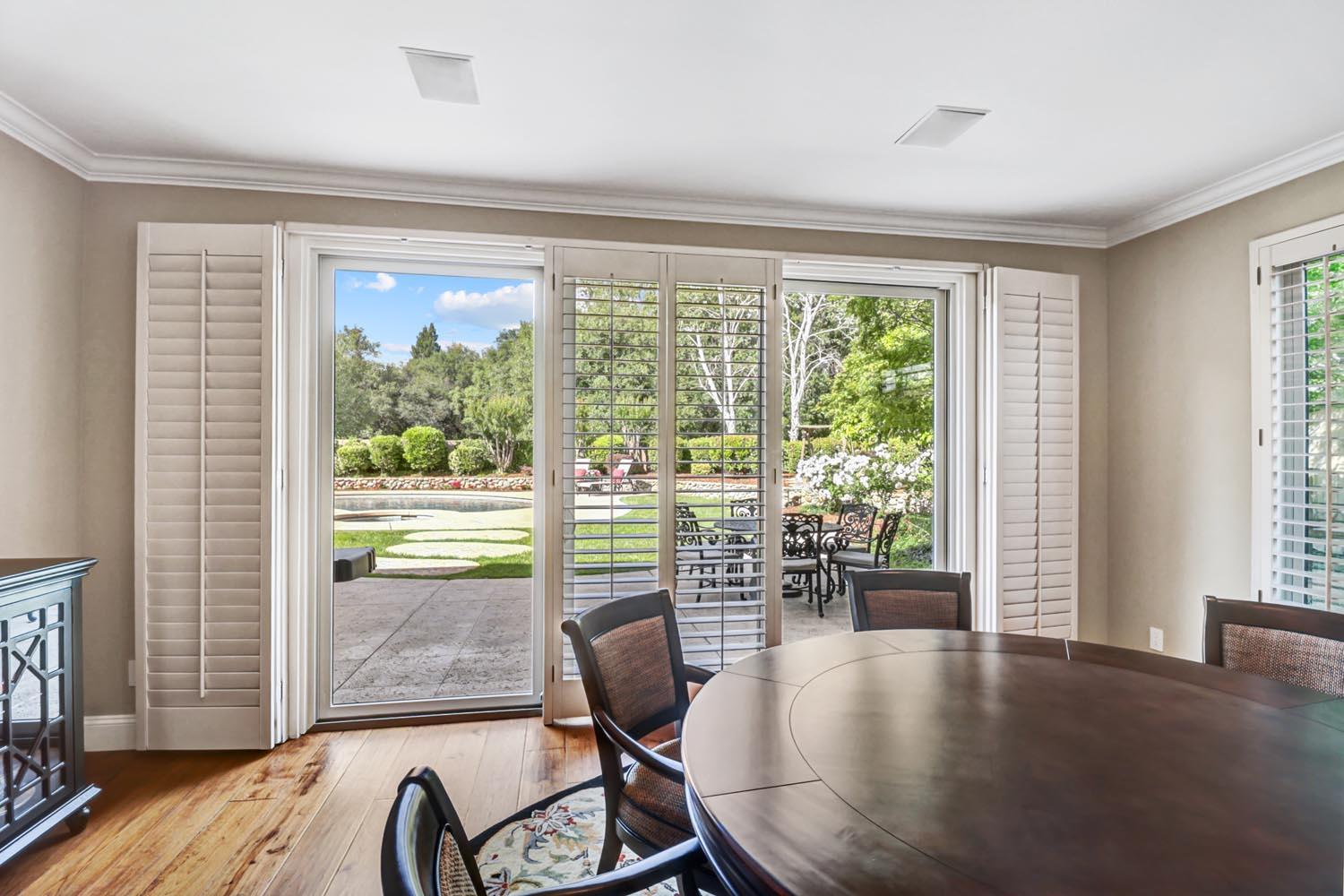 Detail Gallery Image 12 of 62 For 11464 Huntington Village Ln, Gold River,  CA 95670 - 4 Beds | 4/2 Baths