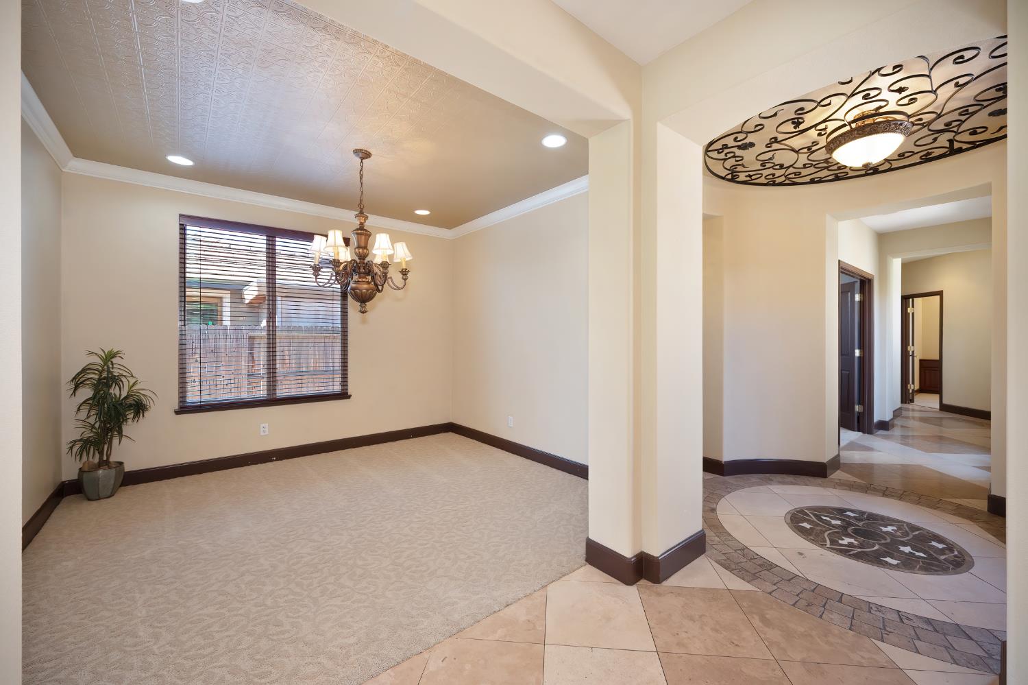 Detail Gallery Image 18 of 88 For 620 Castle Oaks Dr, Ione,  CA 95640 - 4 Beds | 2/1 Baths