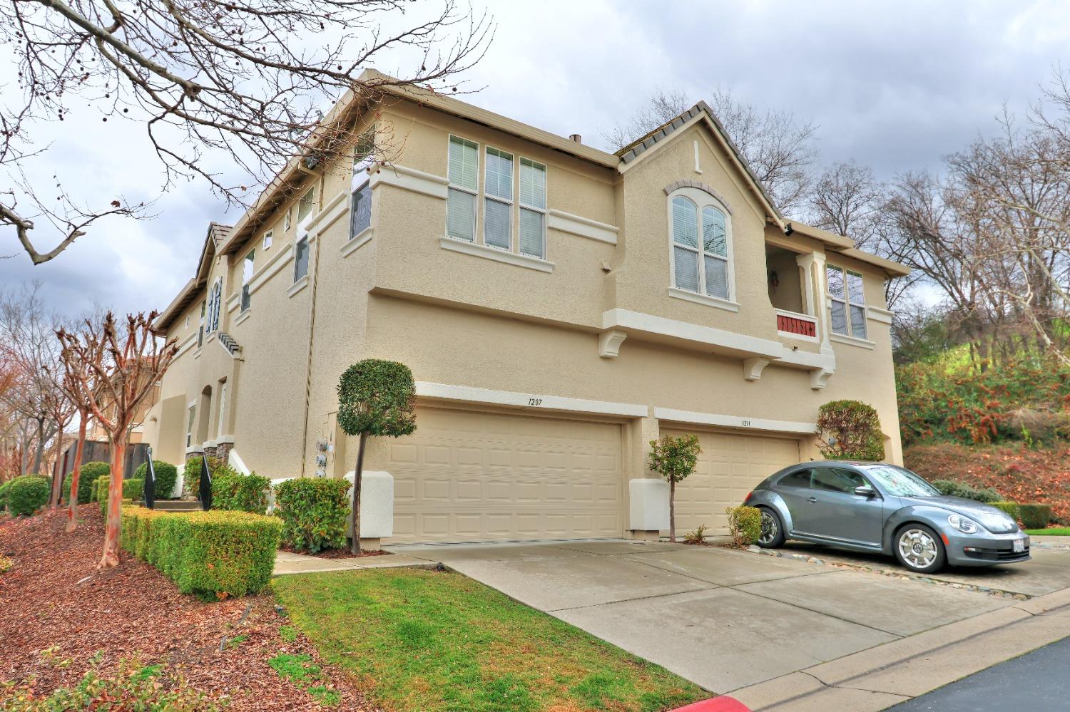 Photo #6: 225063611 Listing: Photo #6