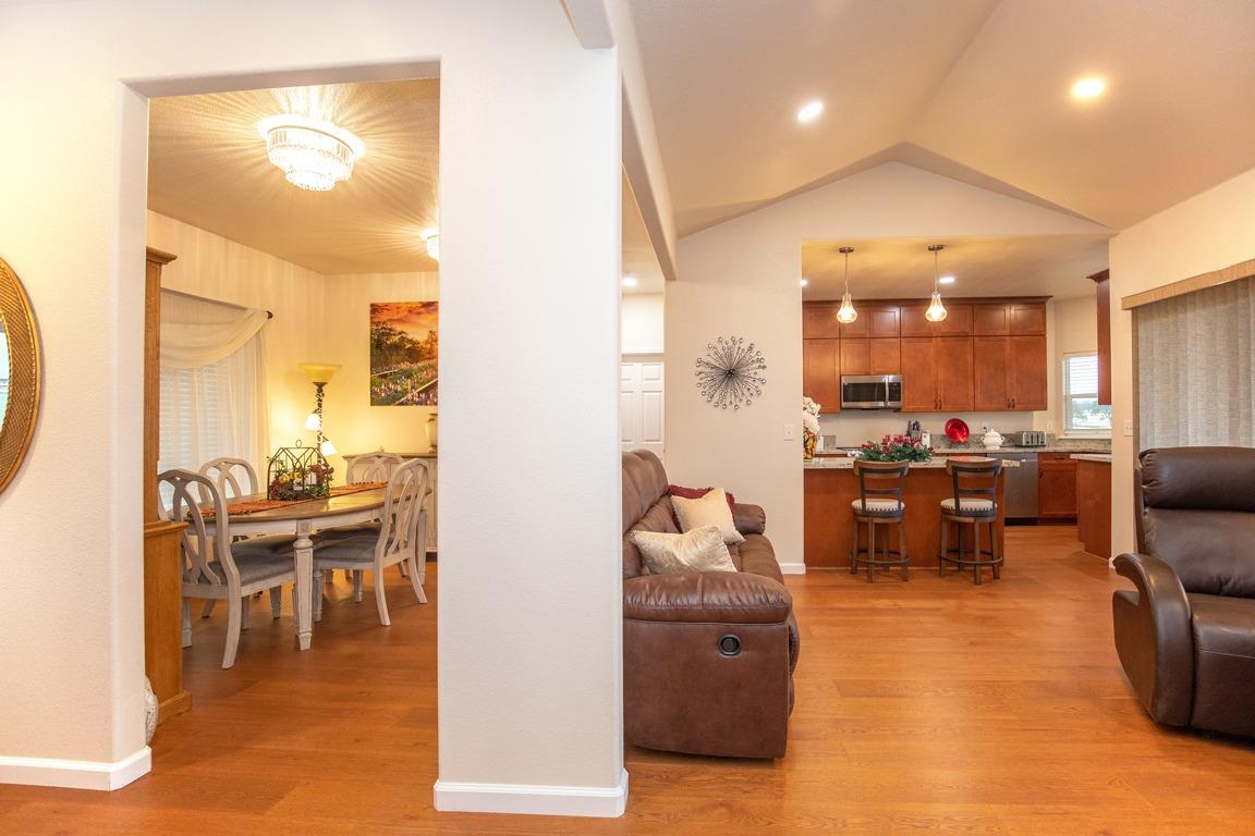 Detail Gallery Image 5 of 58 For 21271 Latrobe Rd, Plymouth,  CA 95669 - 3 Beds | 2 Baths