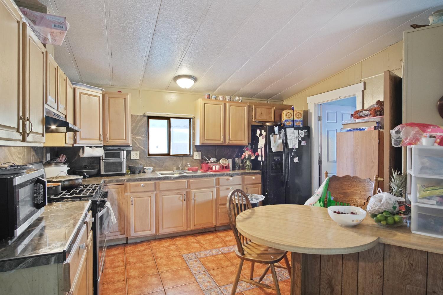 Detail Gallery Image 9 of 20 For 3939 Central Ave 60, Ceres,  CA 95307 - 3 Beds | 2 Baths