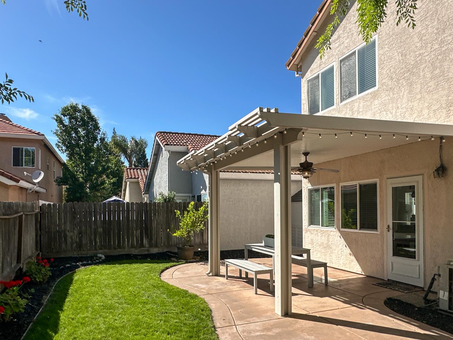 Detail Gallery Image 34 of 37 For 3010 Acton Way, Roseville,  CA 95747 - 4 Beds | 3 Baths