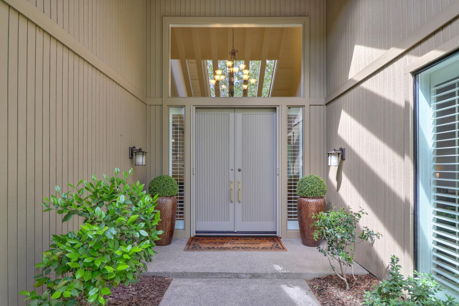 Detail Gallery Image 3 of 62 For 11464 Huntington Village Ln, Gold River,  CA 95670 - 4 Beds | 4/2 Baths