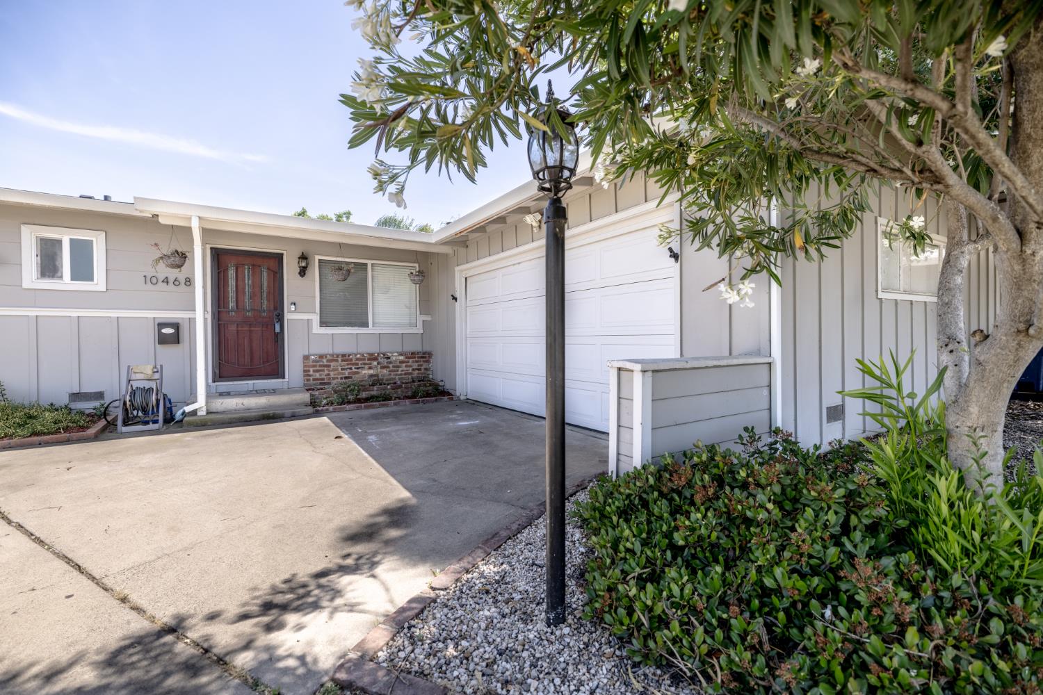 Detail Gallery Image 4 of 64 For 10468 Neiretto Ct, Rancho Cordova,  CA 95670 - 3 Beds | 2 Baths