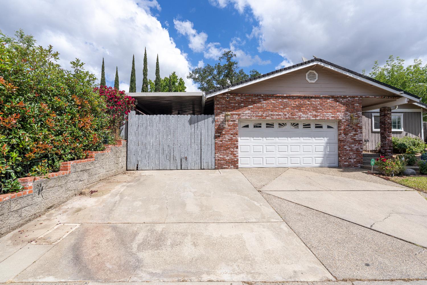 Detail Gallery Image 2 of 42 For 8565 Cloudcroft Way, Orangevale,  CA 95662 - 4 Beds | 2 Baths