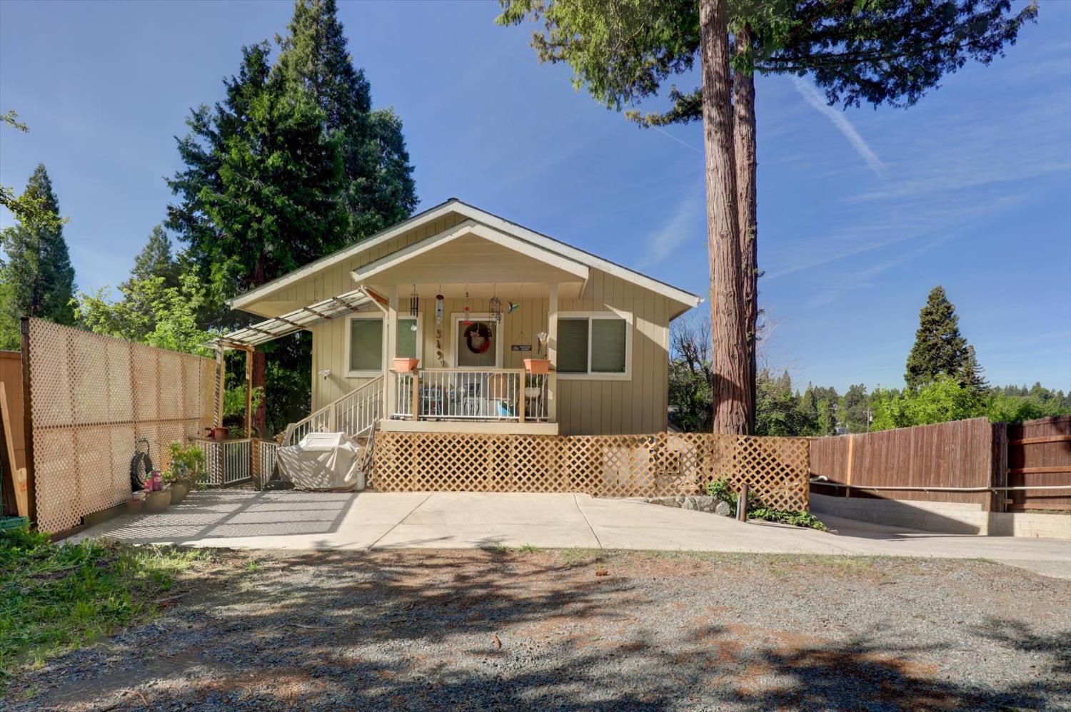 Detail Gallery Image 34 of 62 For 347 E Maryland Dr, Grass Valley,  CA 95945 - 2 Beds | 2 Baths
