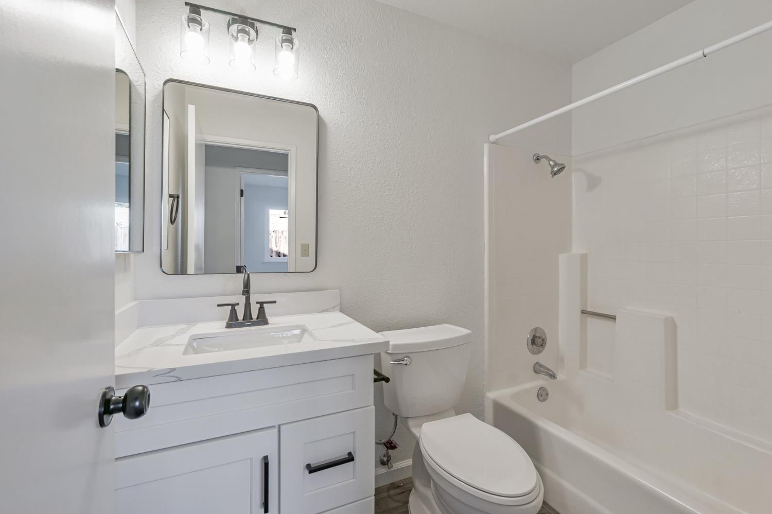 Detail Gallery Image 36 of 52 For 4046 S Royal Links Cir, Antioch,  CA 94509 - 4 Beds | 2 Baths