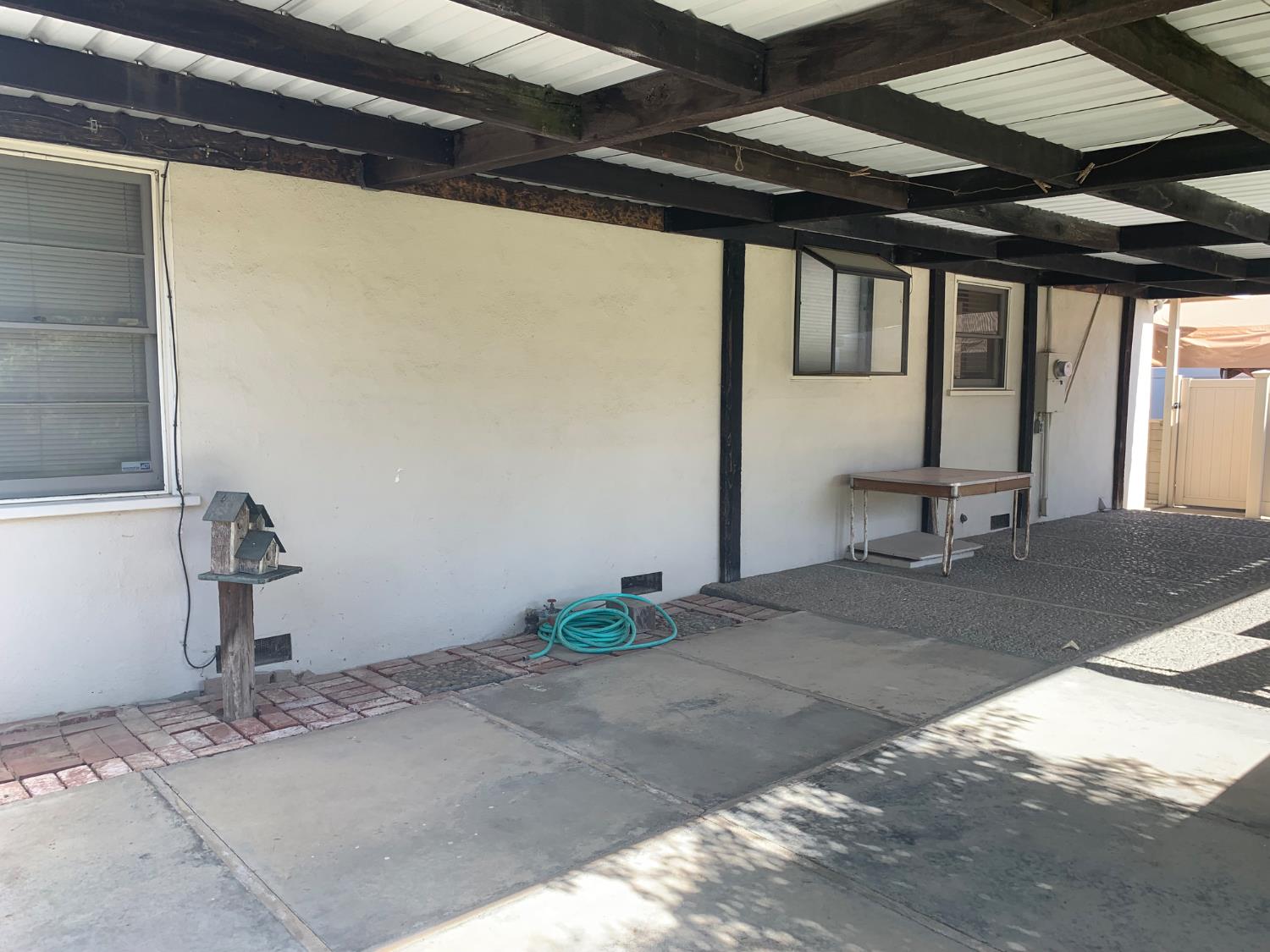 Ash Avenue, Gustine, California image 20