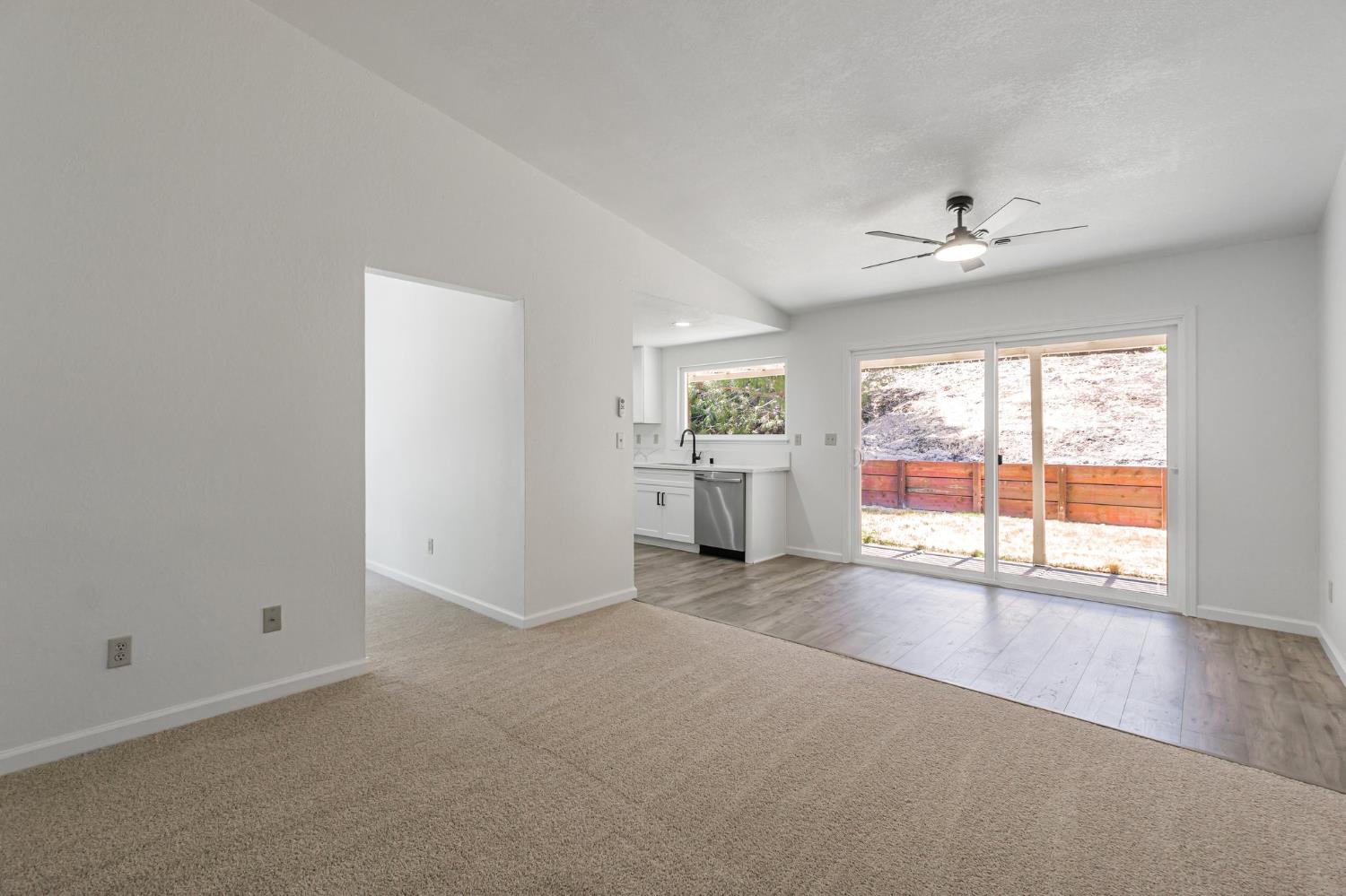 Detail Gallery Image 21 of 52 For 4046 S Royal Links Cir, Antioch,  CA 94509 - 4 Beds | 2 Baths